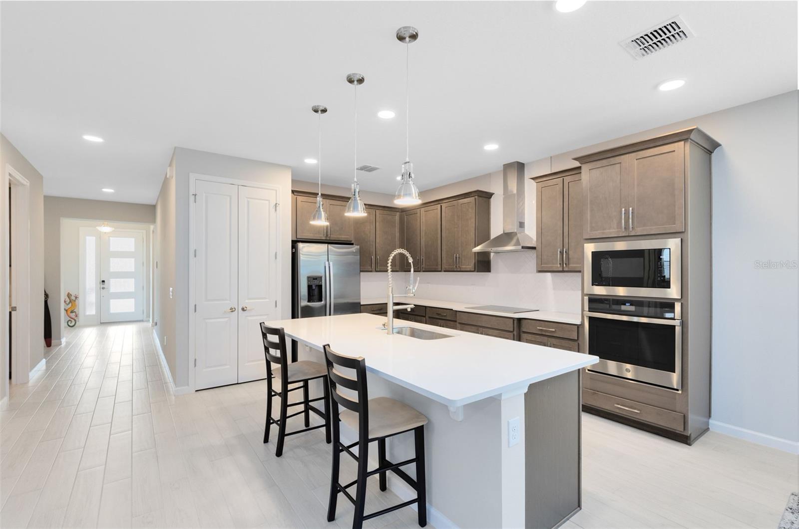 Image 8 of 36 For 5229 Prairie Preserve Run