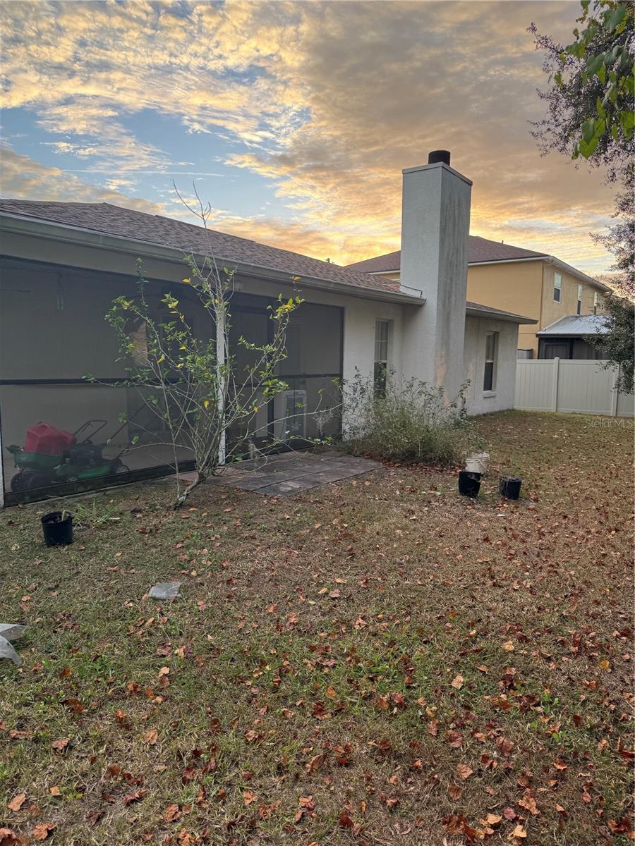 Image 13 of 15 For 405 Arkansas Court