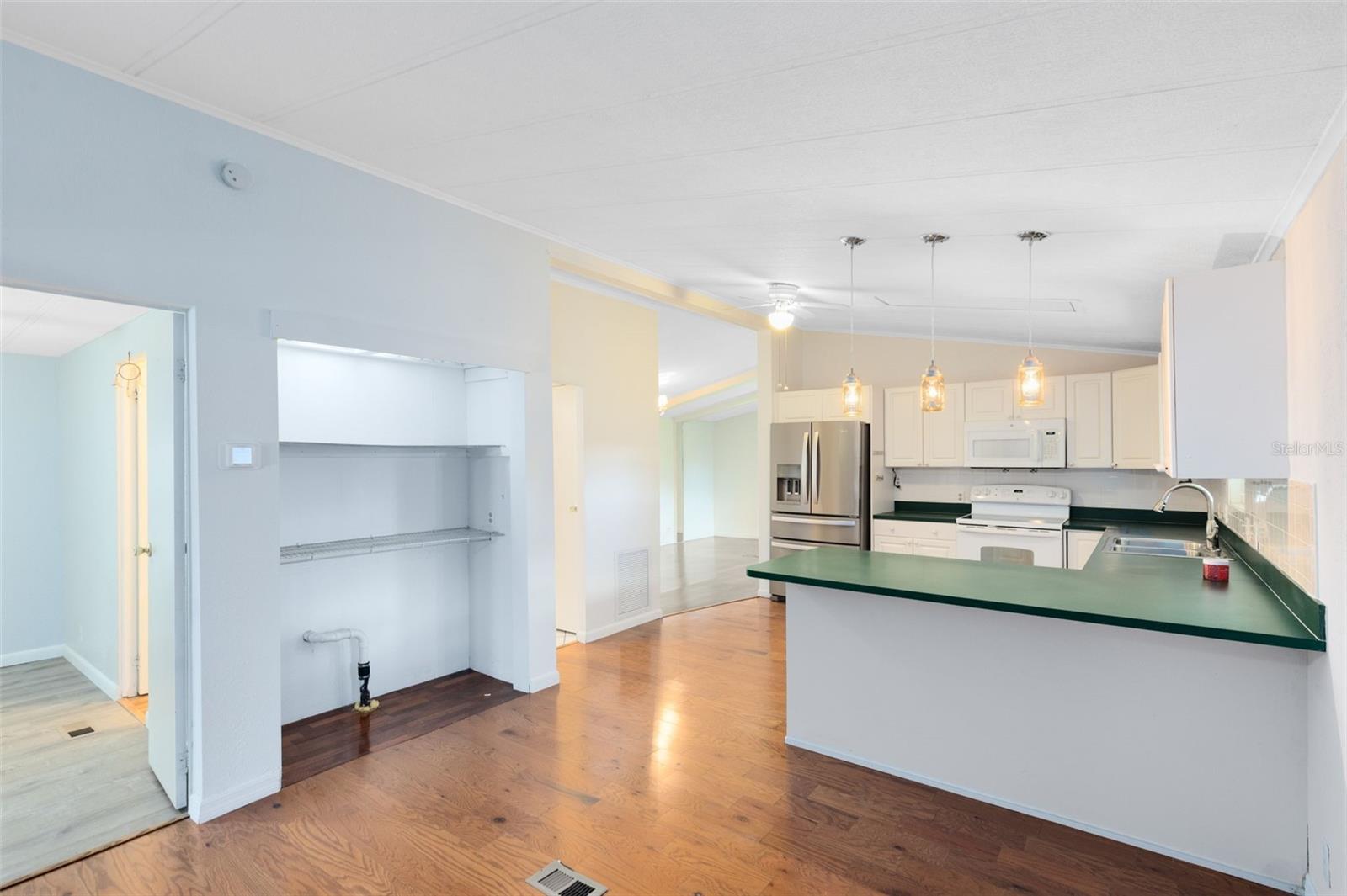 Image 6 of 28 For 2054 Bradley Drive