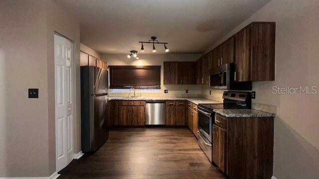 Image 3 of 14 For 507 Hunter Circle