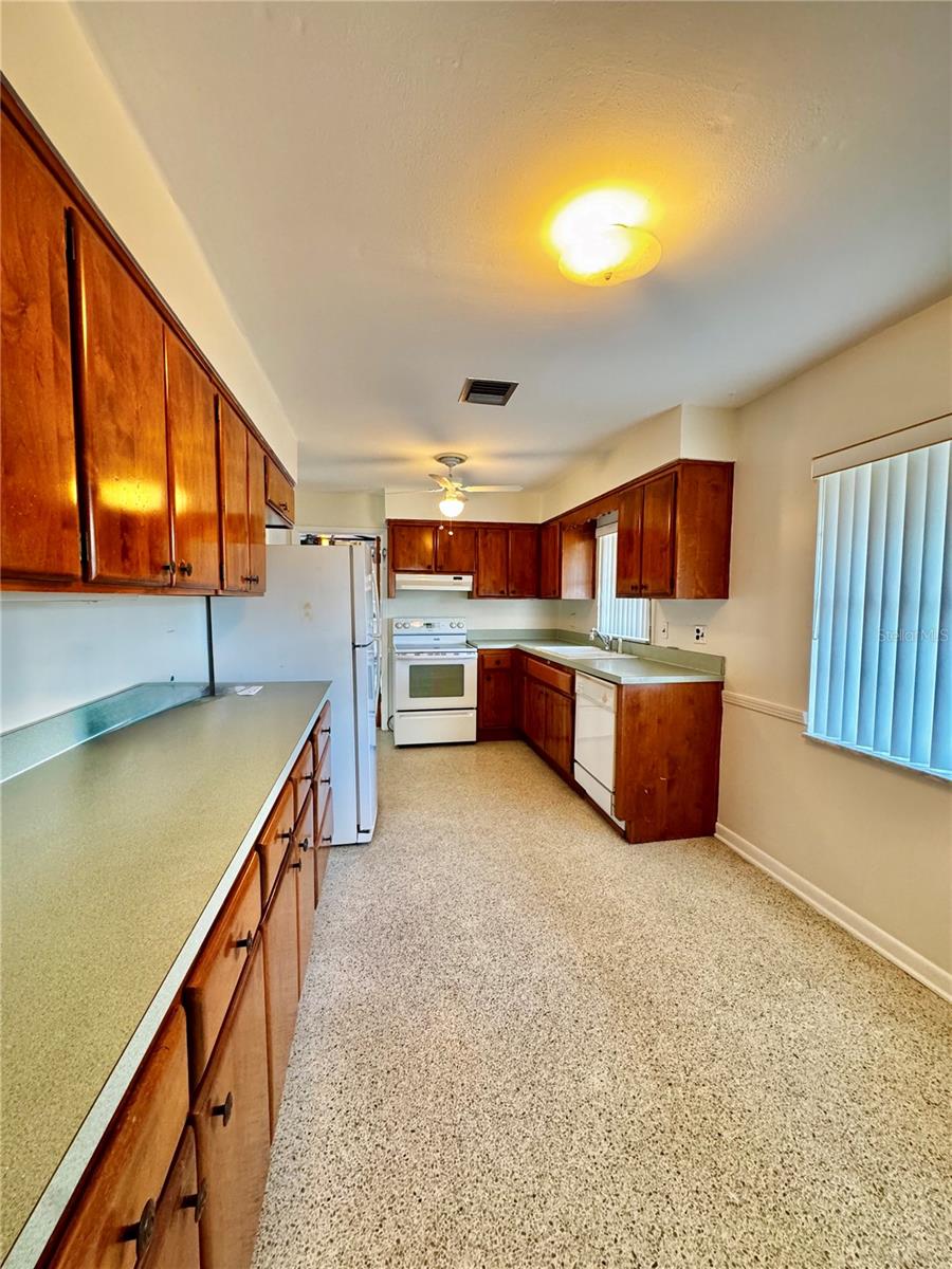 Image 7 of 19 For 2510 Janet Street