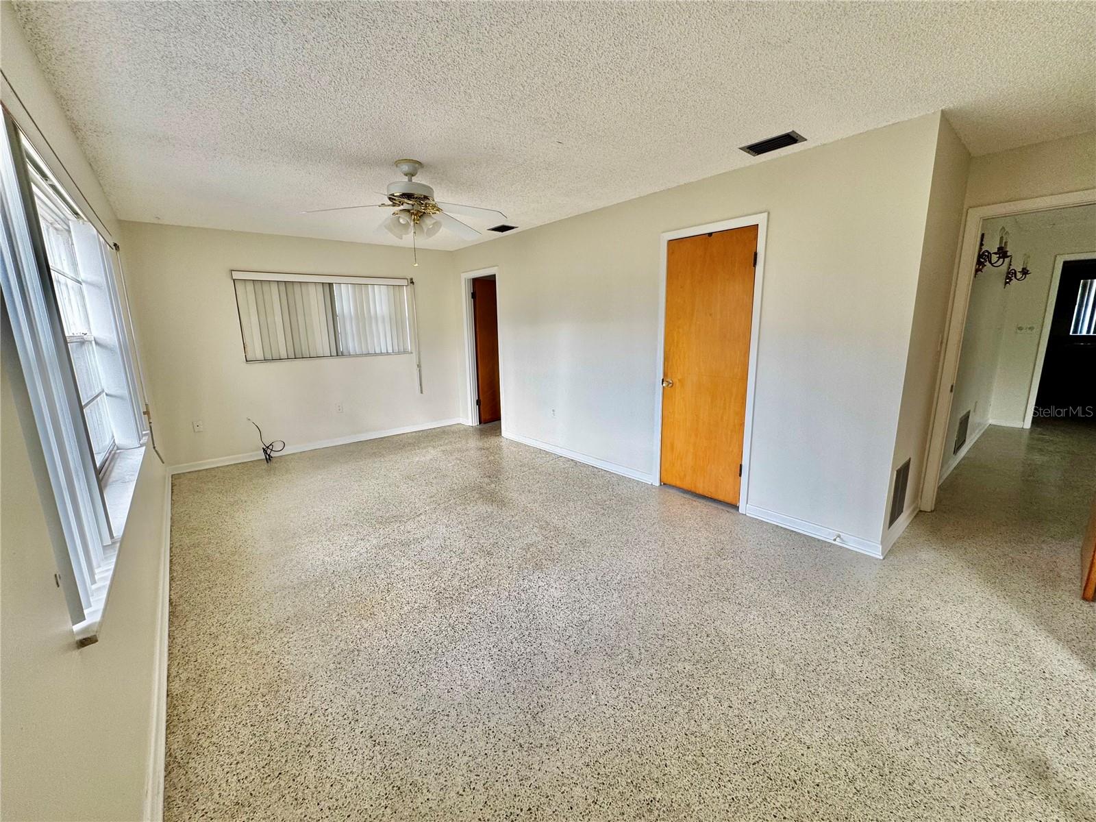 Image 9 of 19 For 2510 Janet Street