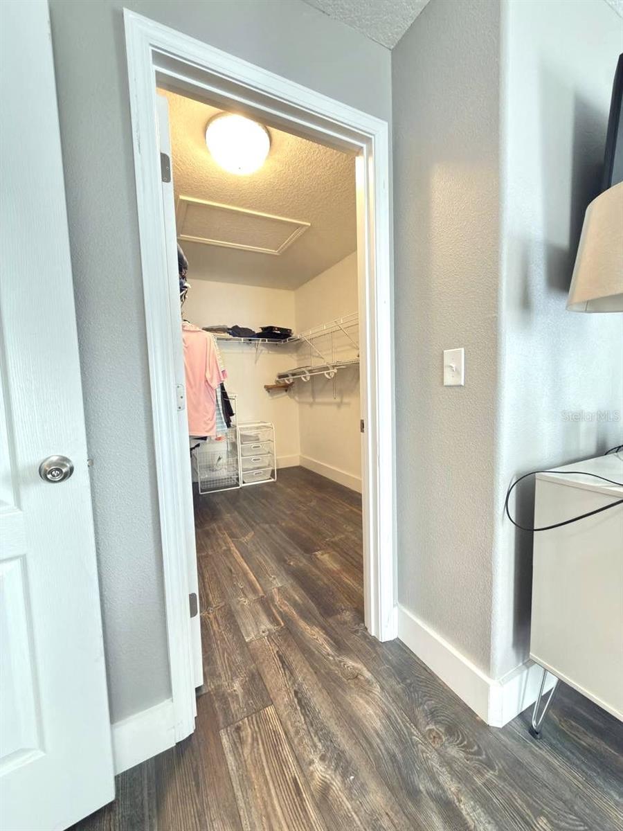 Image 17 of 28 For 1277 Seburn Road