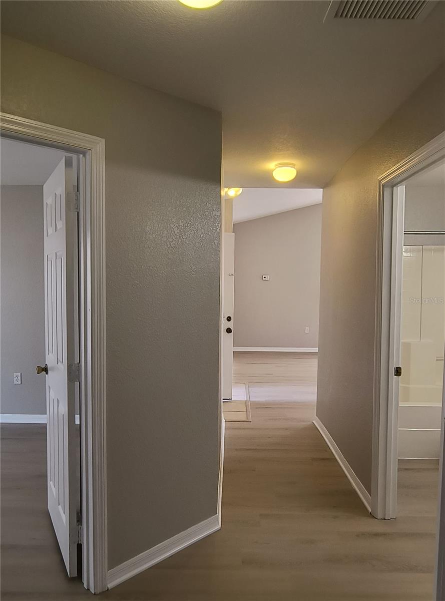 Image 16 of 31 For 320 Puffer Court