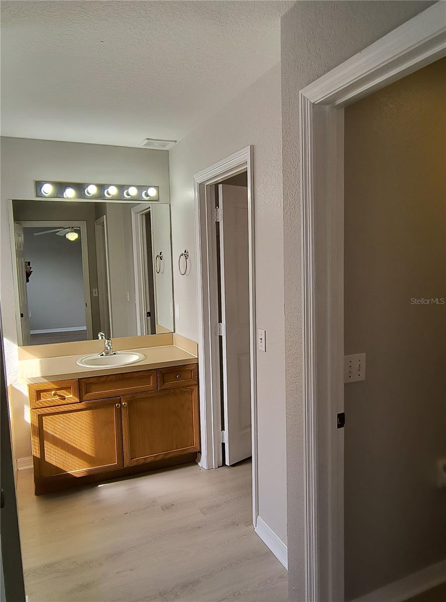 Image 5 of 31 For 320 Puffer Court