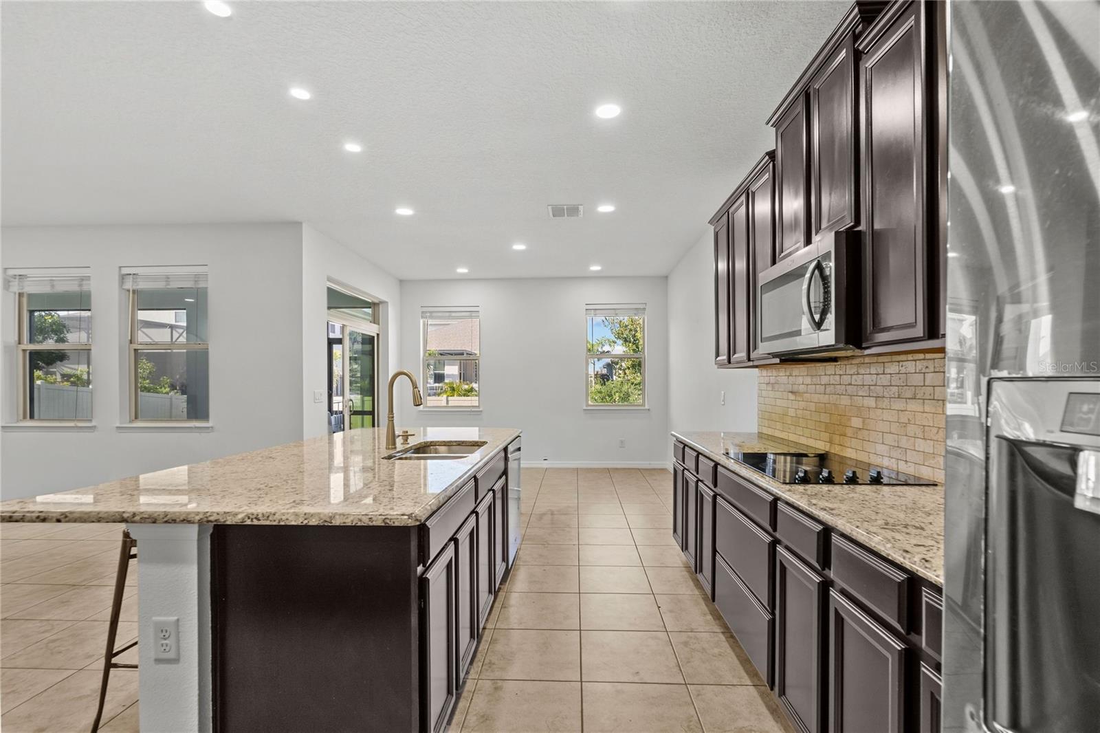 Image 10 of 57 For 14978 Fells Lane