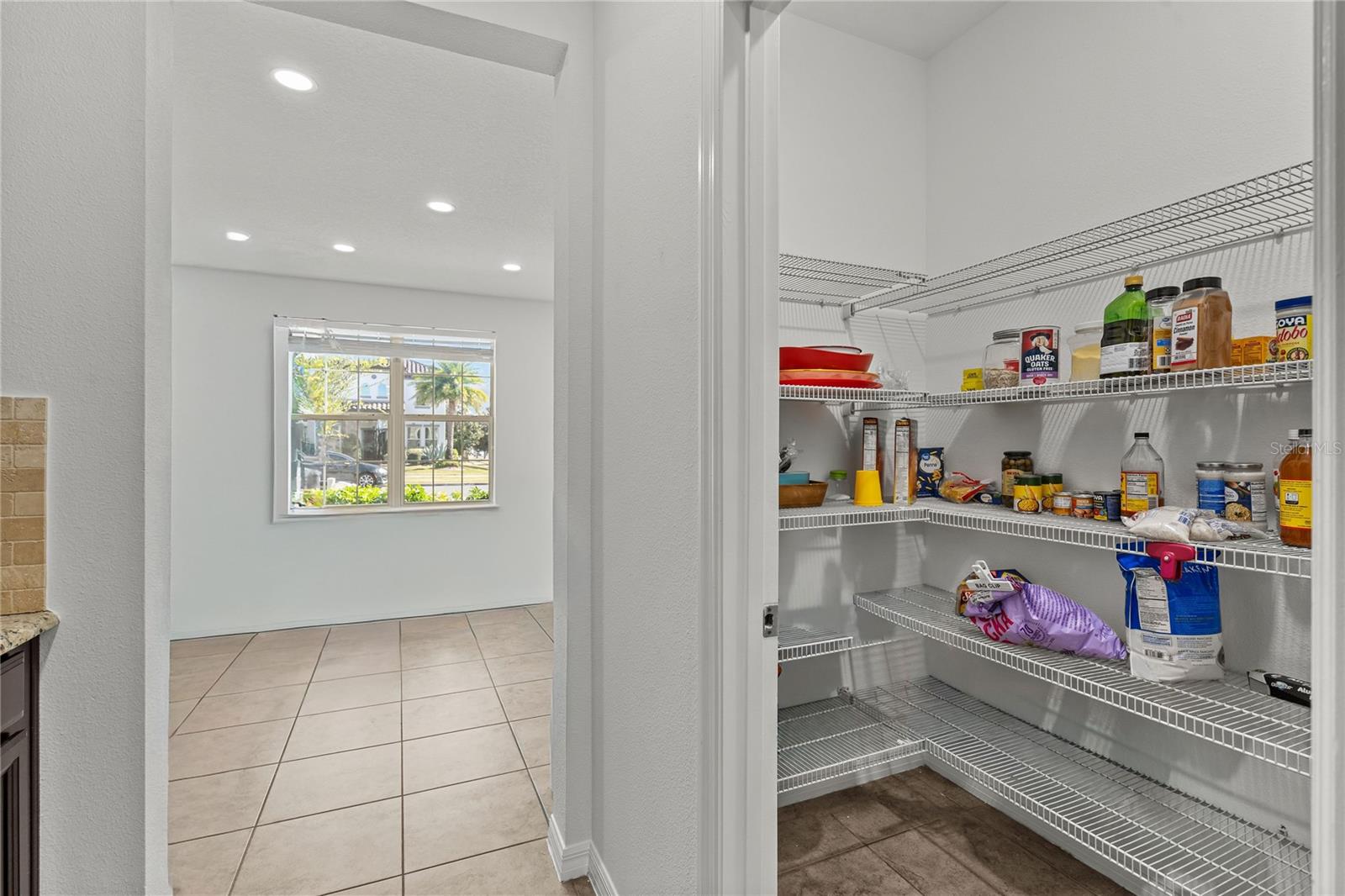 Image 18 of 57 For 14978 Fells Lane