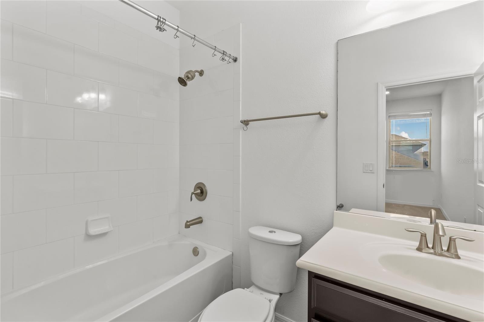 Image 37 of 57 For 14978 Fells Lane