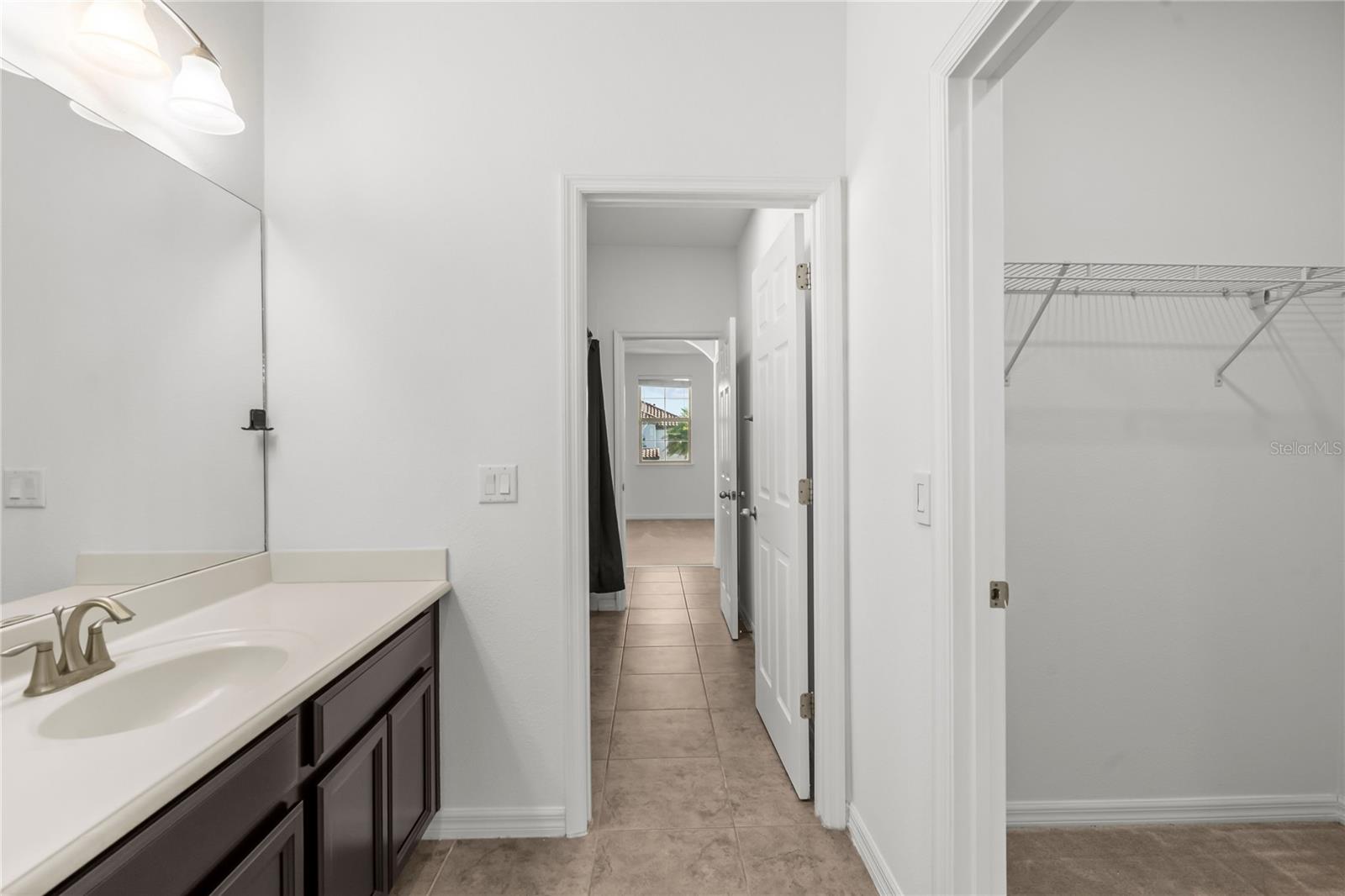 Image 39 of 57 For 14978 Fells Lane