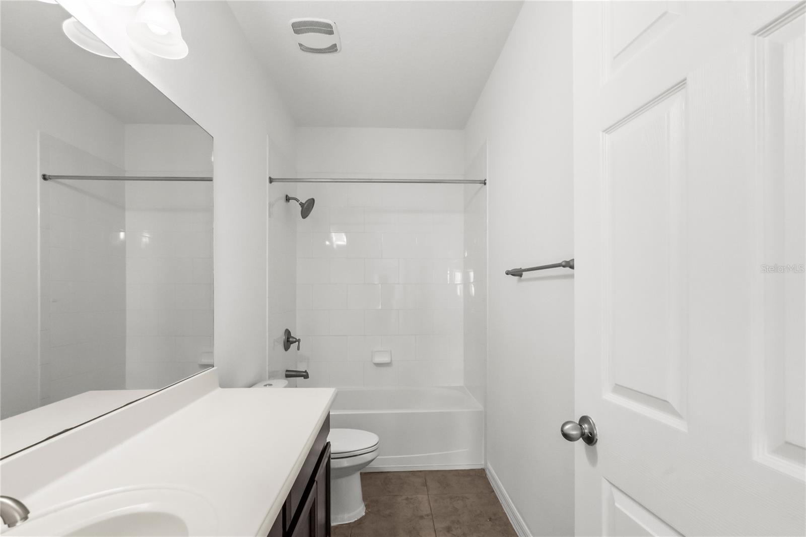 Image 45 of 57 For 14978 Fells Lane