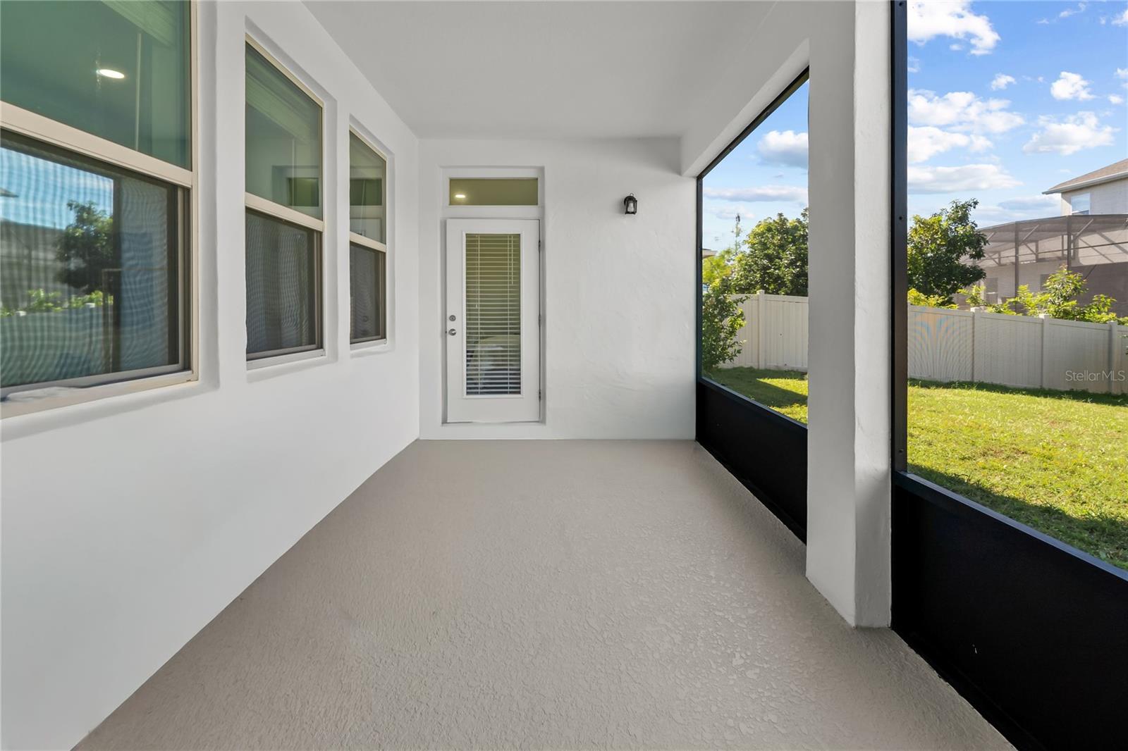 Image 8 of 57 For 14978 Fells Lane