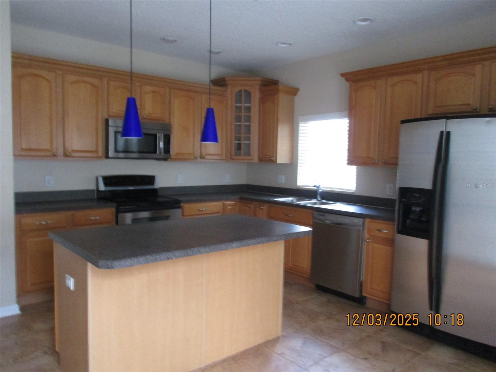 Image 8 of 25 For 8905 Silk Bay Place