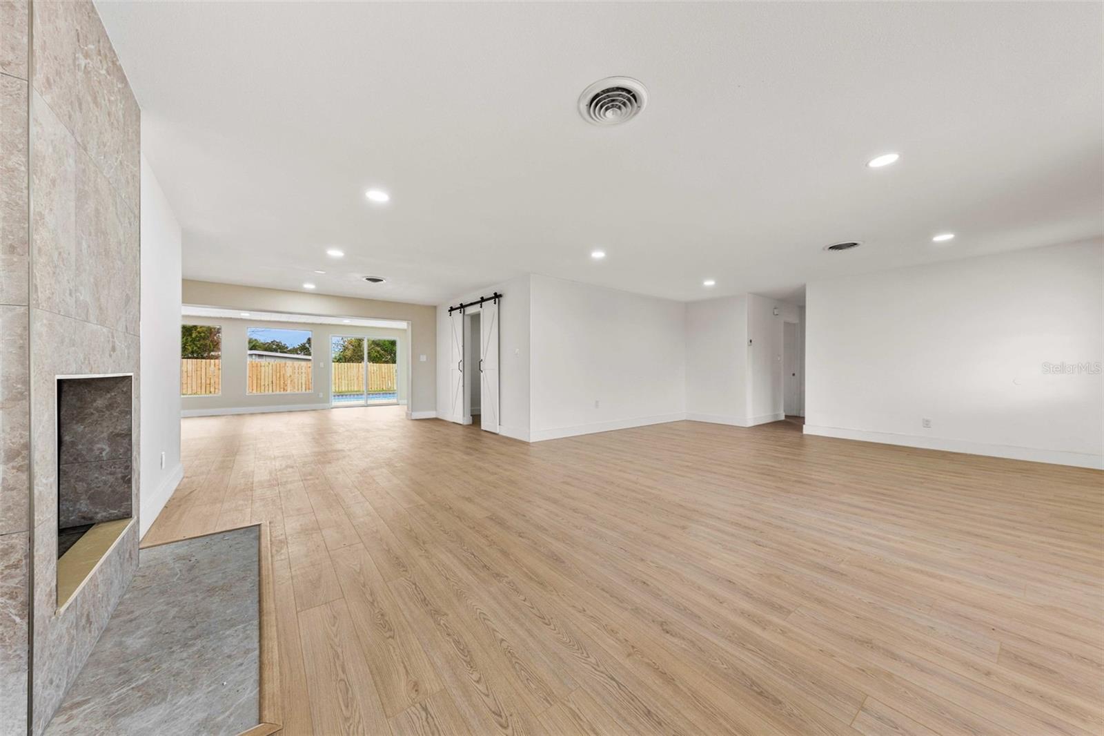 Image 10 of 62 For 1822 Banyan Tree Drive