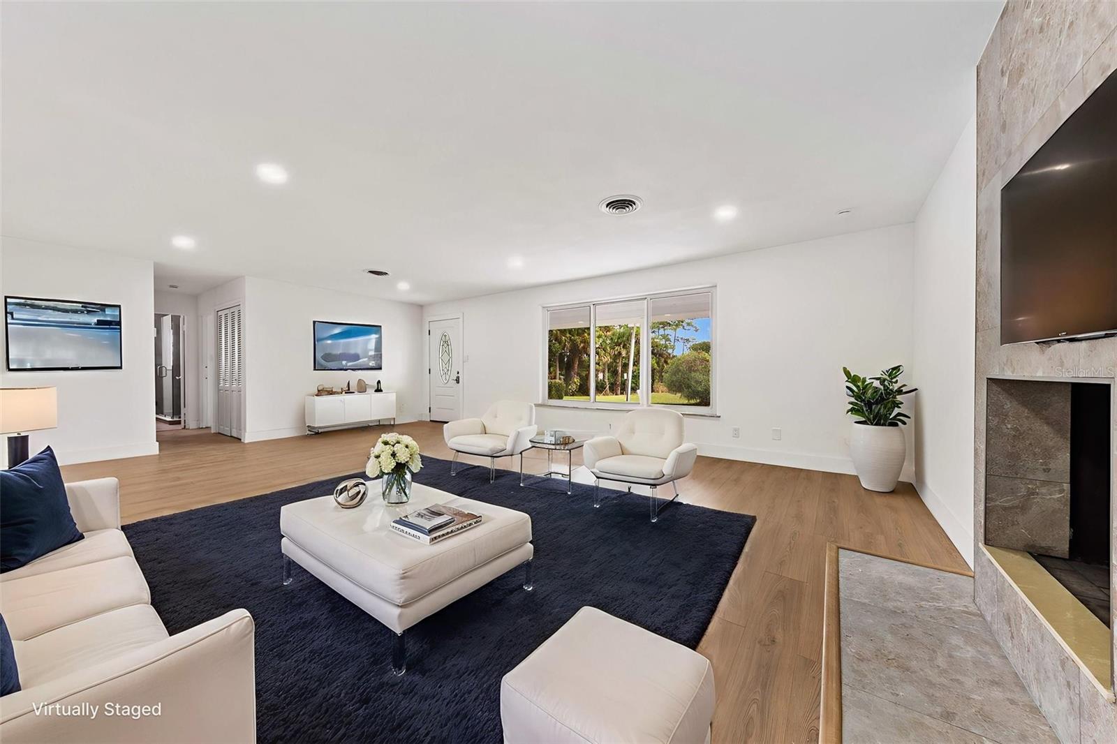 Image 11 of 62 For 1822 Banyan Tree Drive