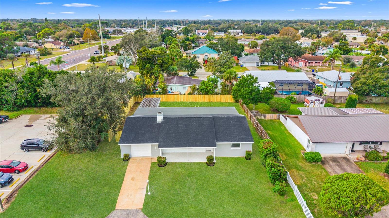 Image 2 of 62 For 1822 Banyan Tree Drive