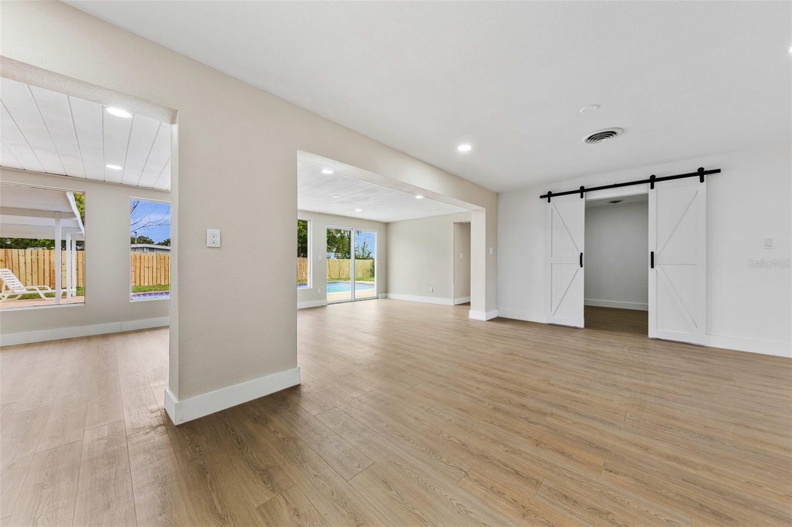 Image 26 of 62 For 1822 Banyan Tree Drive