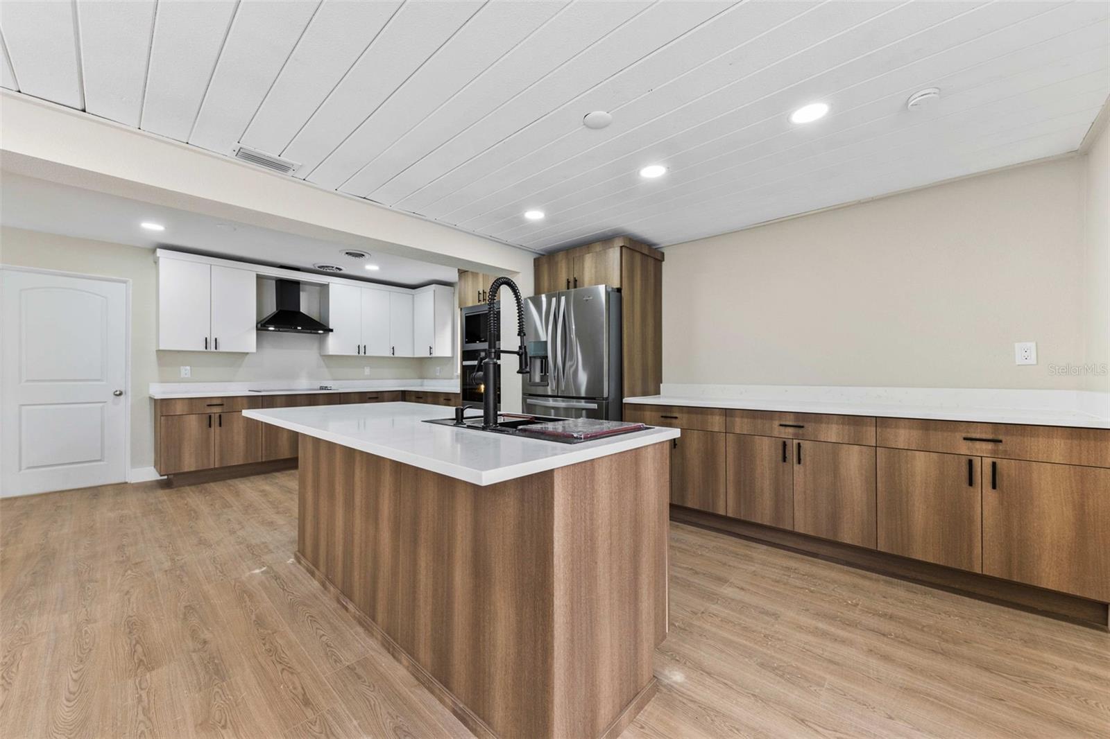 Image 41 of 62 For 1822 Banyan Tree Drive