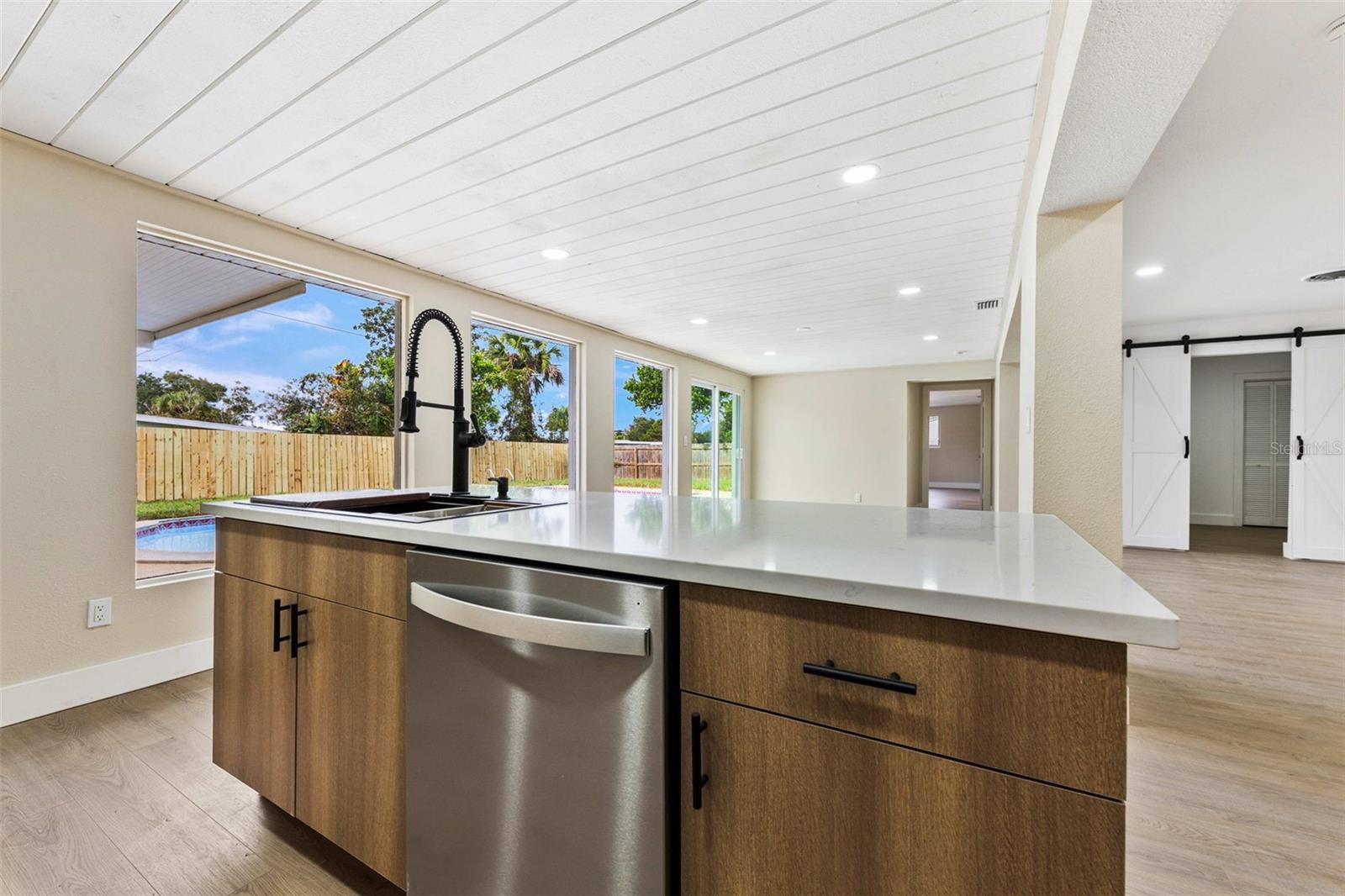 Image 43 of 62 For 1822 Banyan Tree Drive