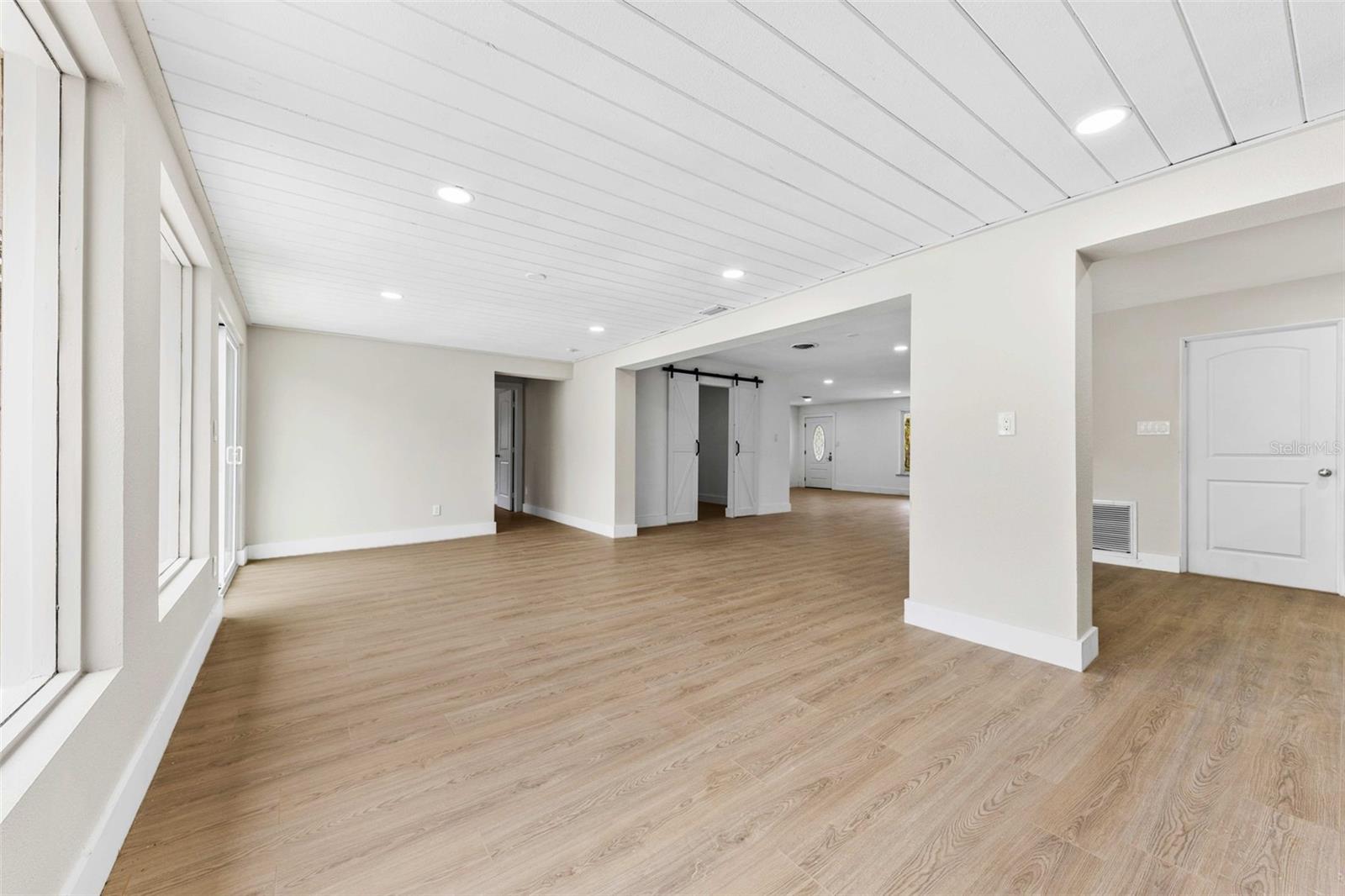 Image 47 of 62 For 1822 Banyan Tree Drive