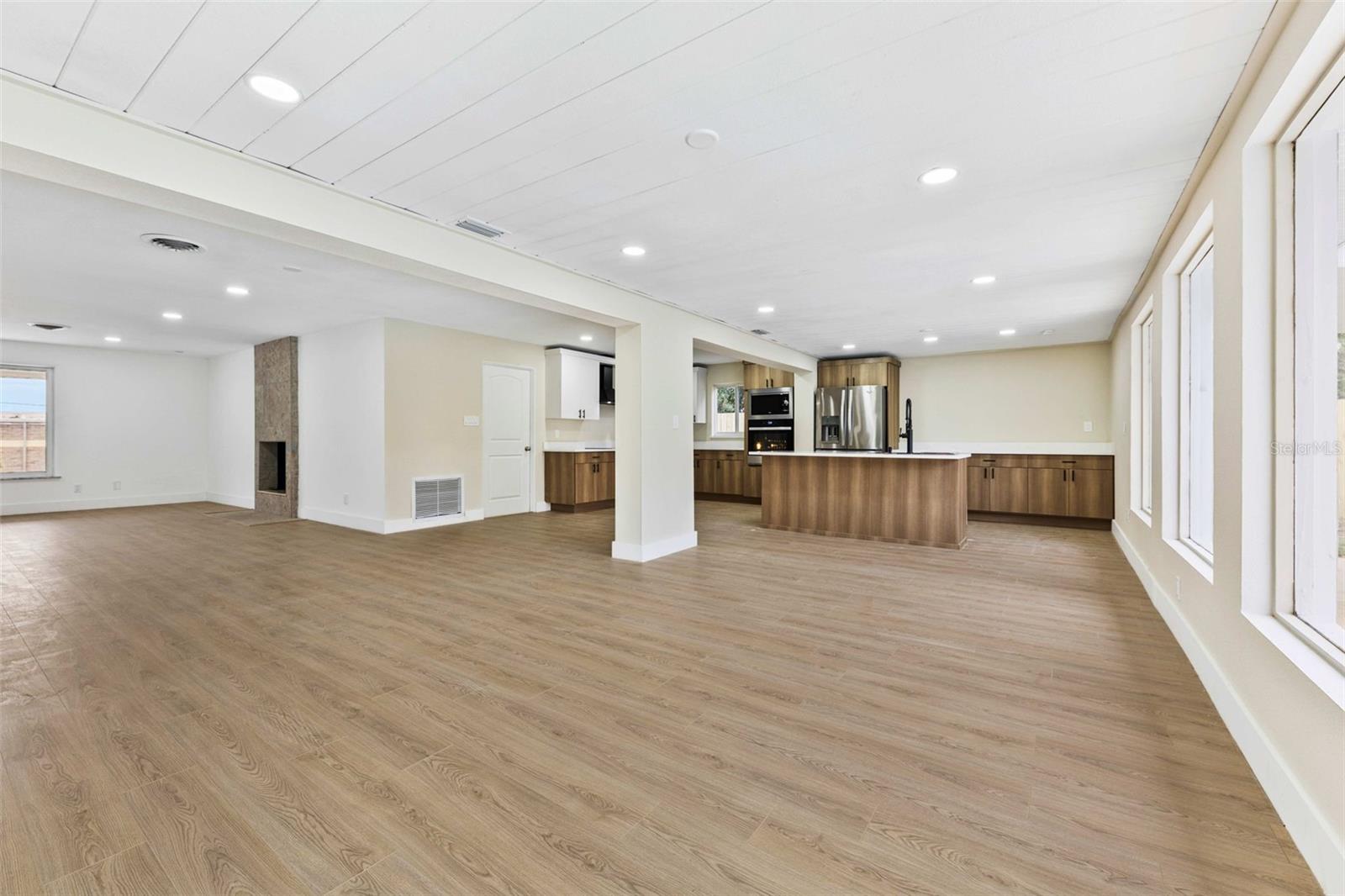 Image 49 of 62 For 1822 Banyan Tree Drive