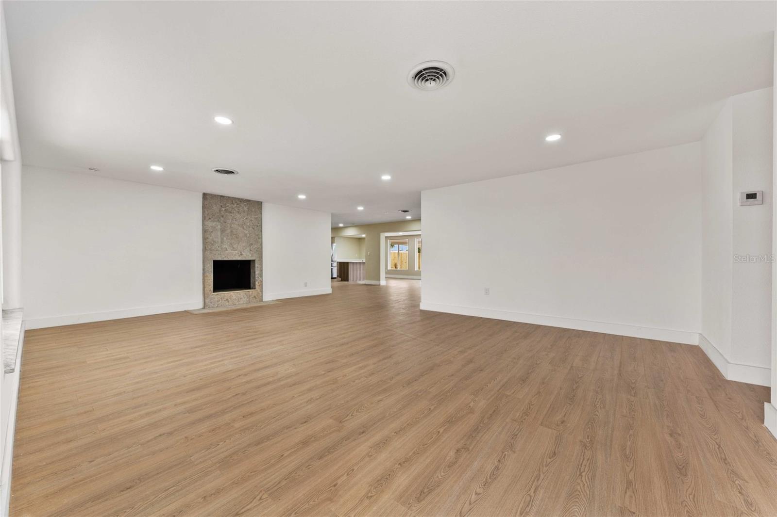 Image 6 of 62 For 1822 Banyan Tree Drive