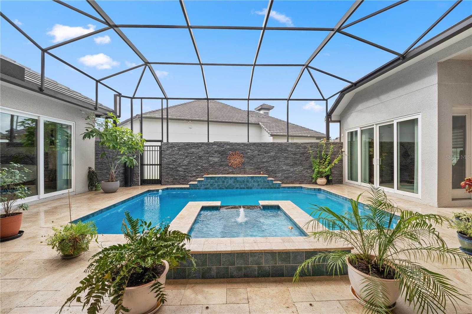 Image 11 of 44 For 193 Hampton Loop