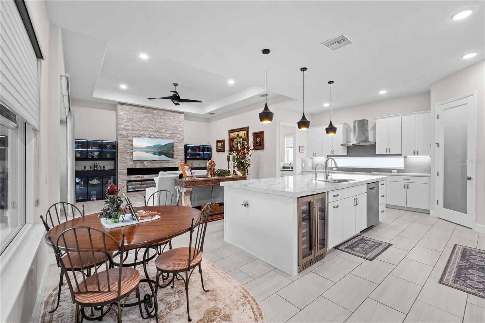 Image 18 of 44 For 193 Hampton Loop