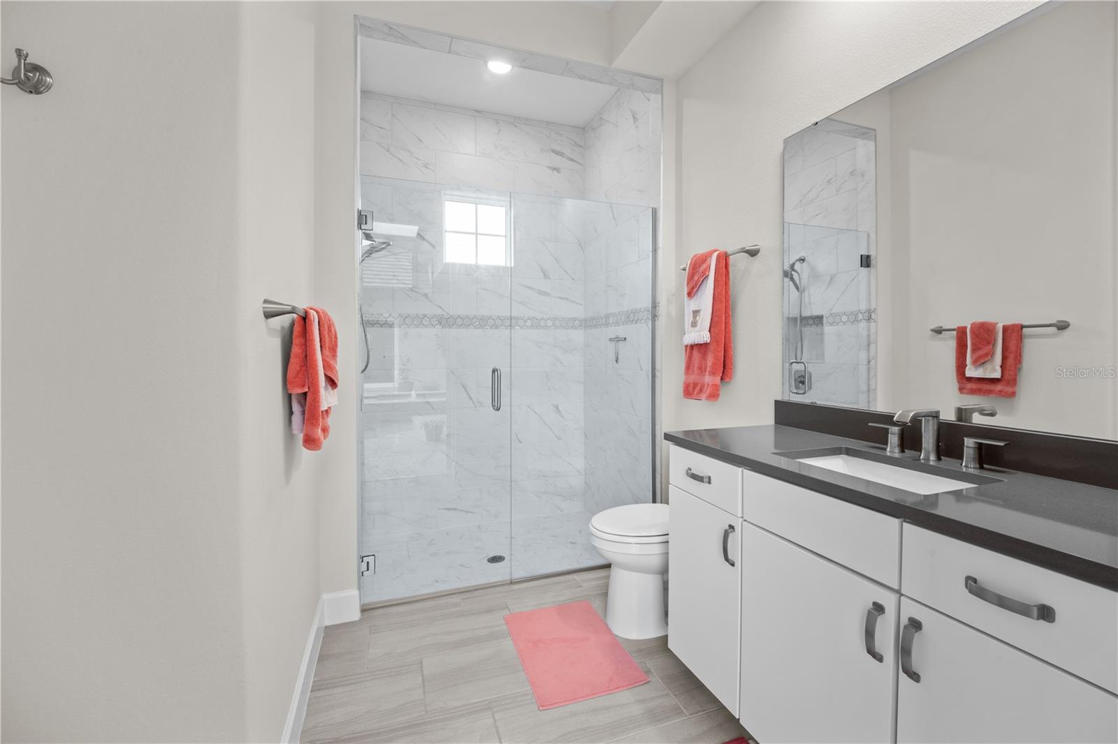 Image 8 of 44 For 193 Hampton Loop