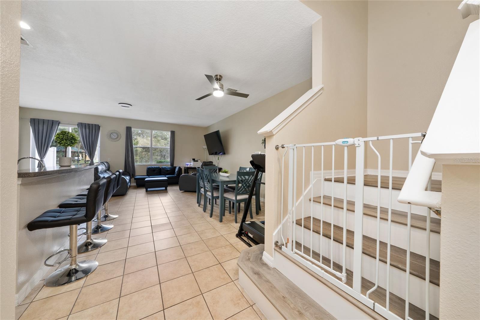 Image 13 of 41 For 3008 Seaview Castle Drive