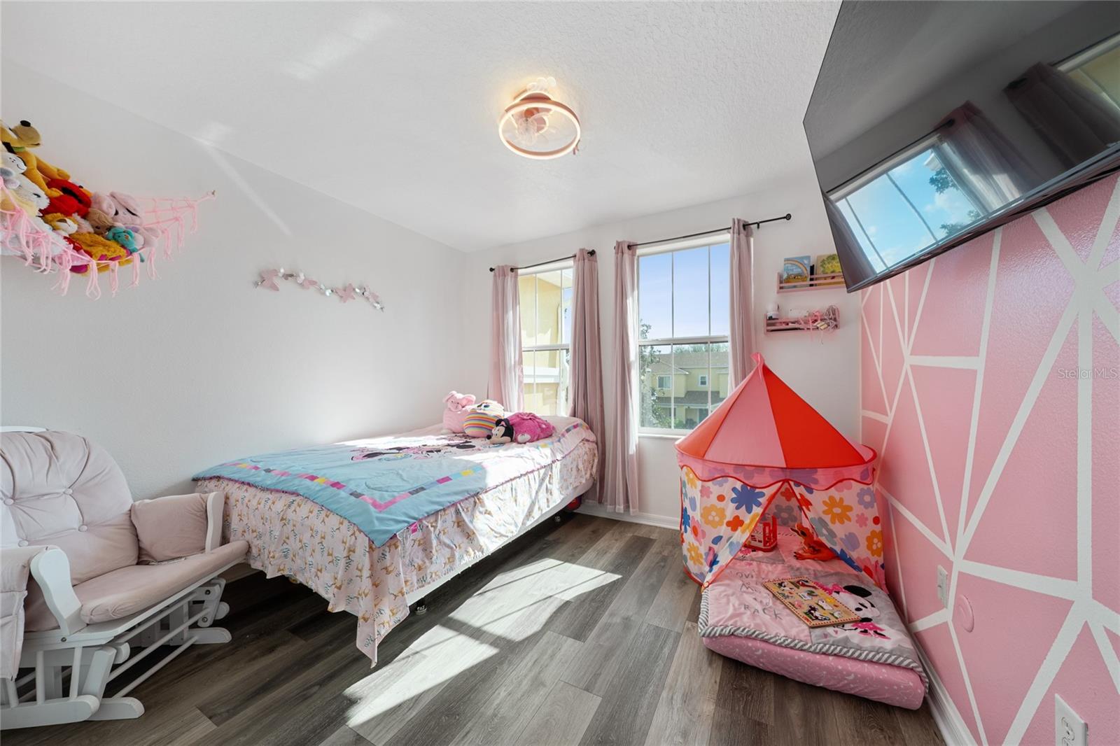 Image 20 of 41 For 3008 Seaview Castle Drive