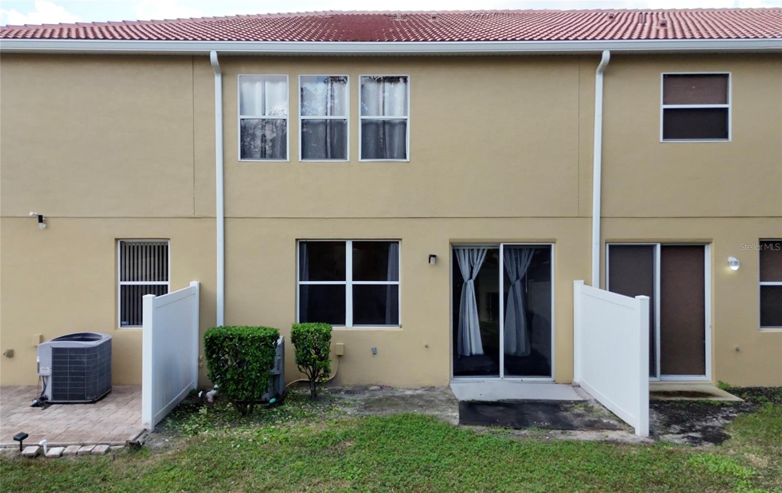 Image 28 of 41 For 3008 Seaview Castle Drive