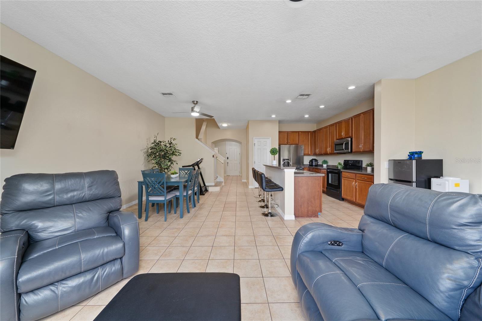 Image 7 of 41 For 3008 Seaview Castle Drive
