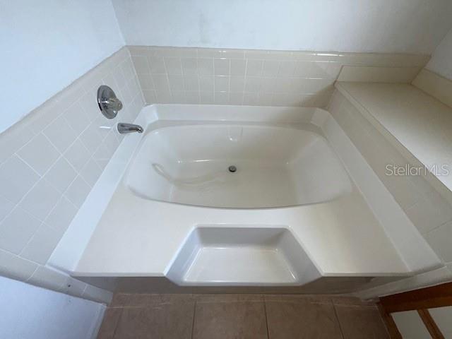 Image 10 of 13 For 7035 Tamarind Drive