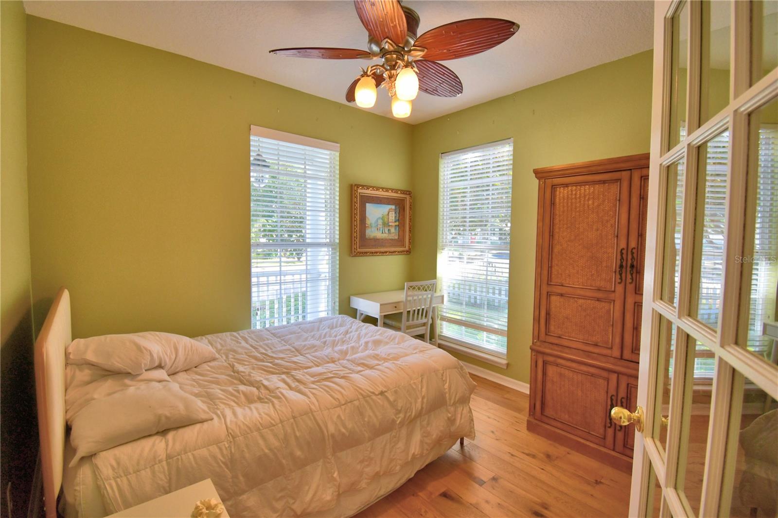 Image 10 of 78 For 908 Yew Court