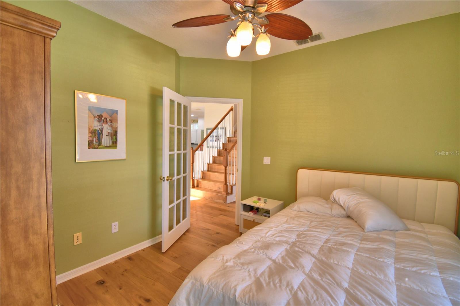 Image 12 of 78 For 908 Yew Court