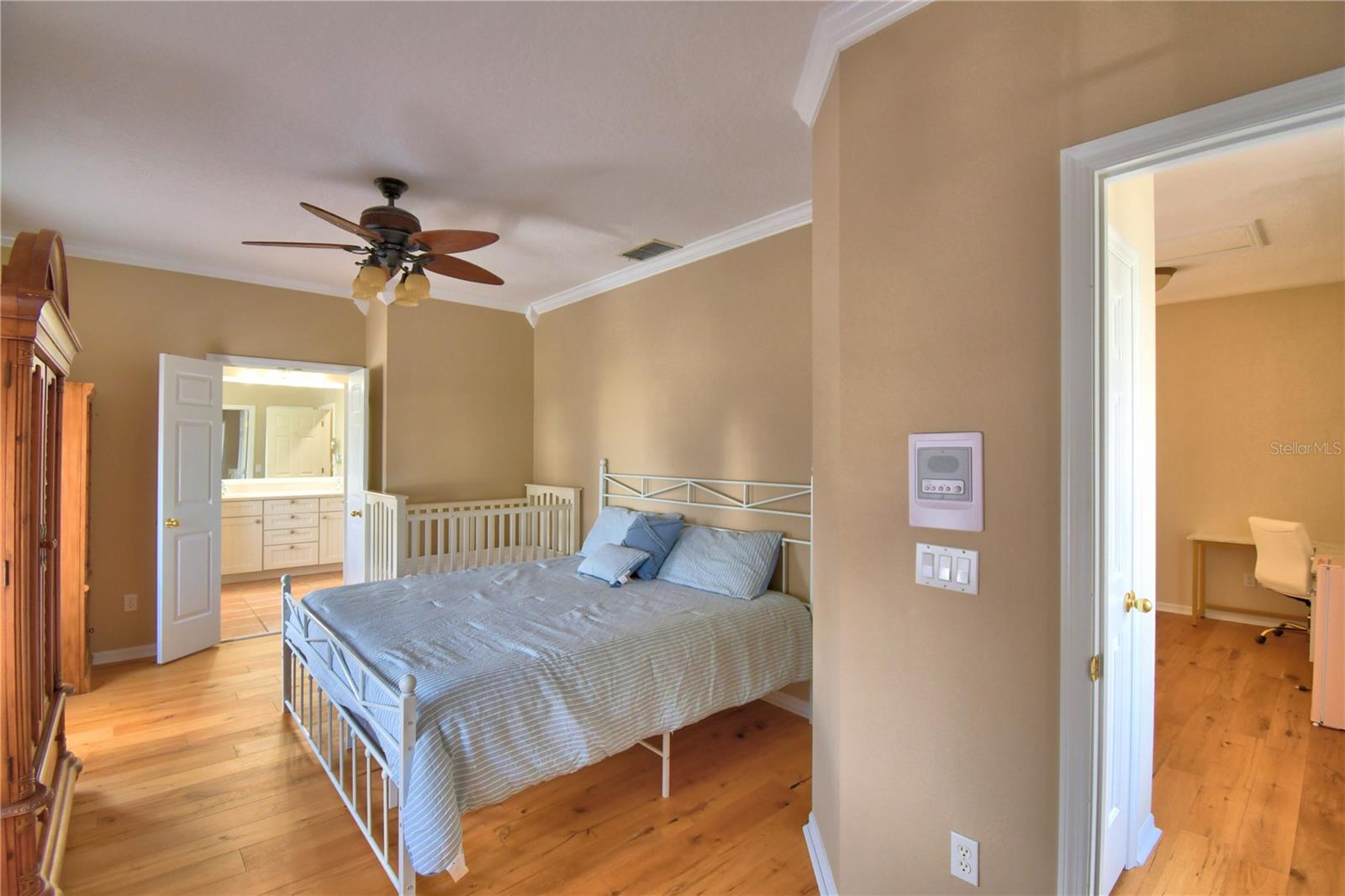 Image 35 of 78 For 908 Yew Court