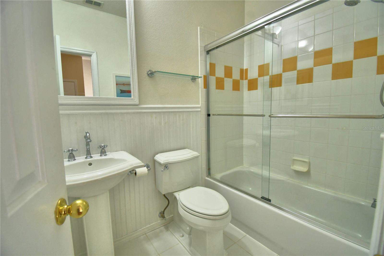 Image 46 of 78 For 908 Yew Court