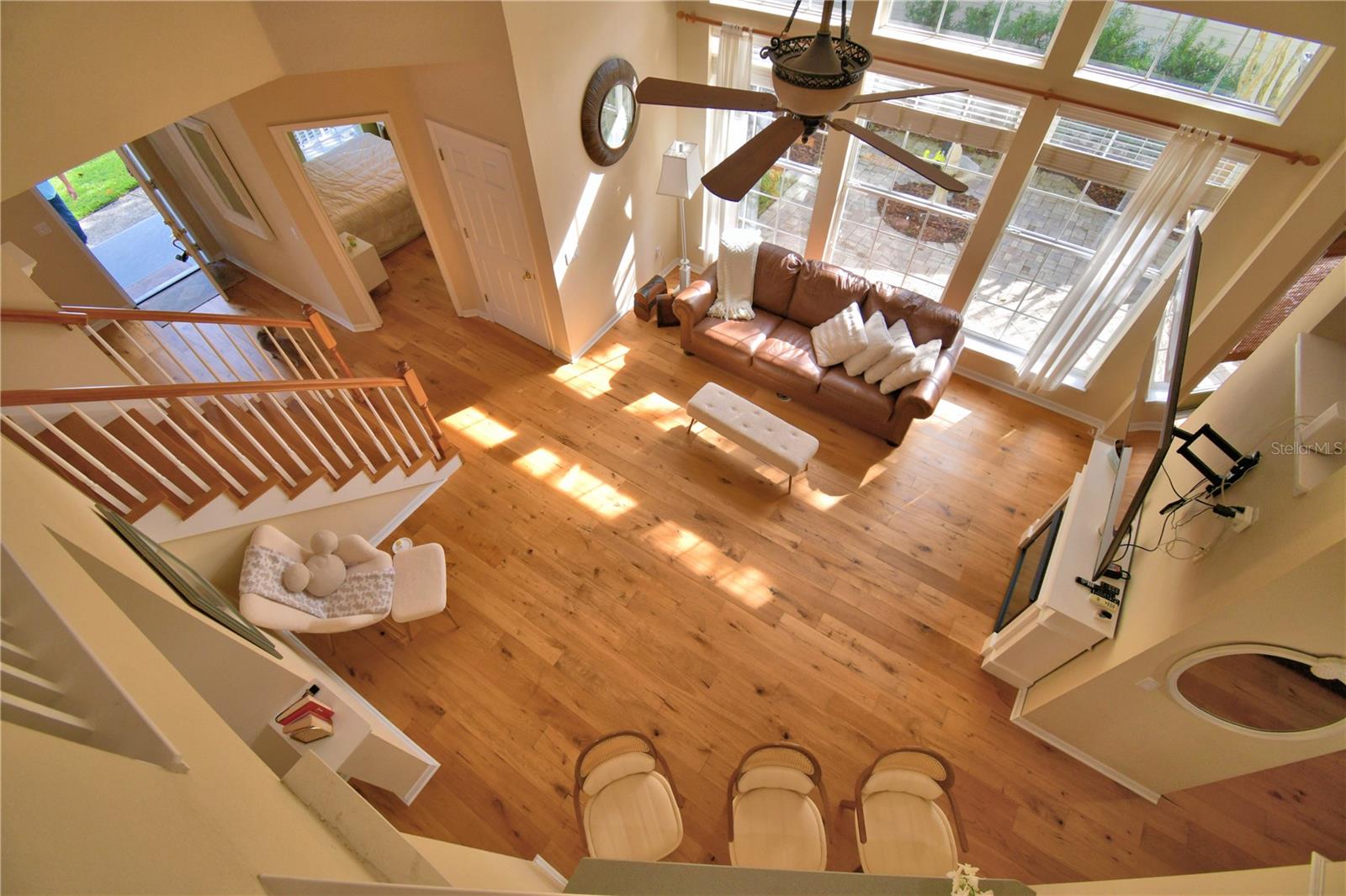 Image 56 of 78 For 908 Yew Court