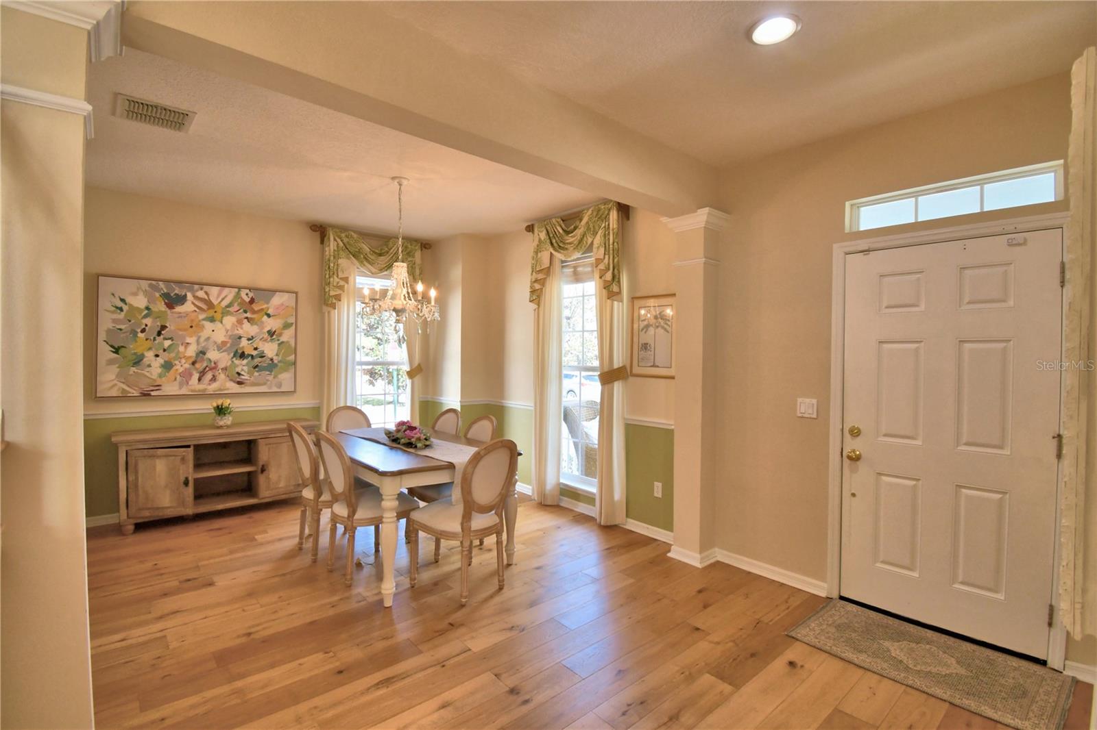 Image 6 of 78 For 908 Yew Court