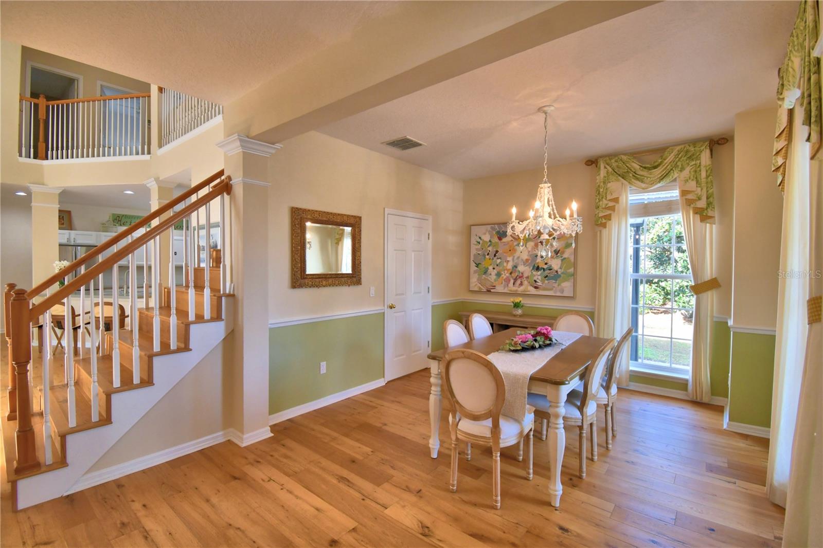 Image 7 of 78 For 908 Yew Court