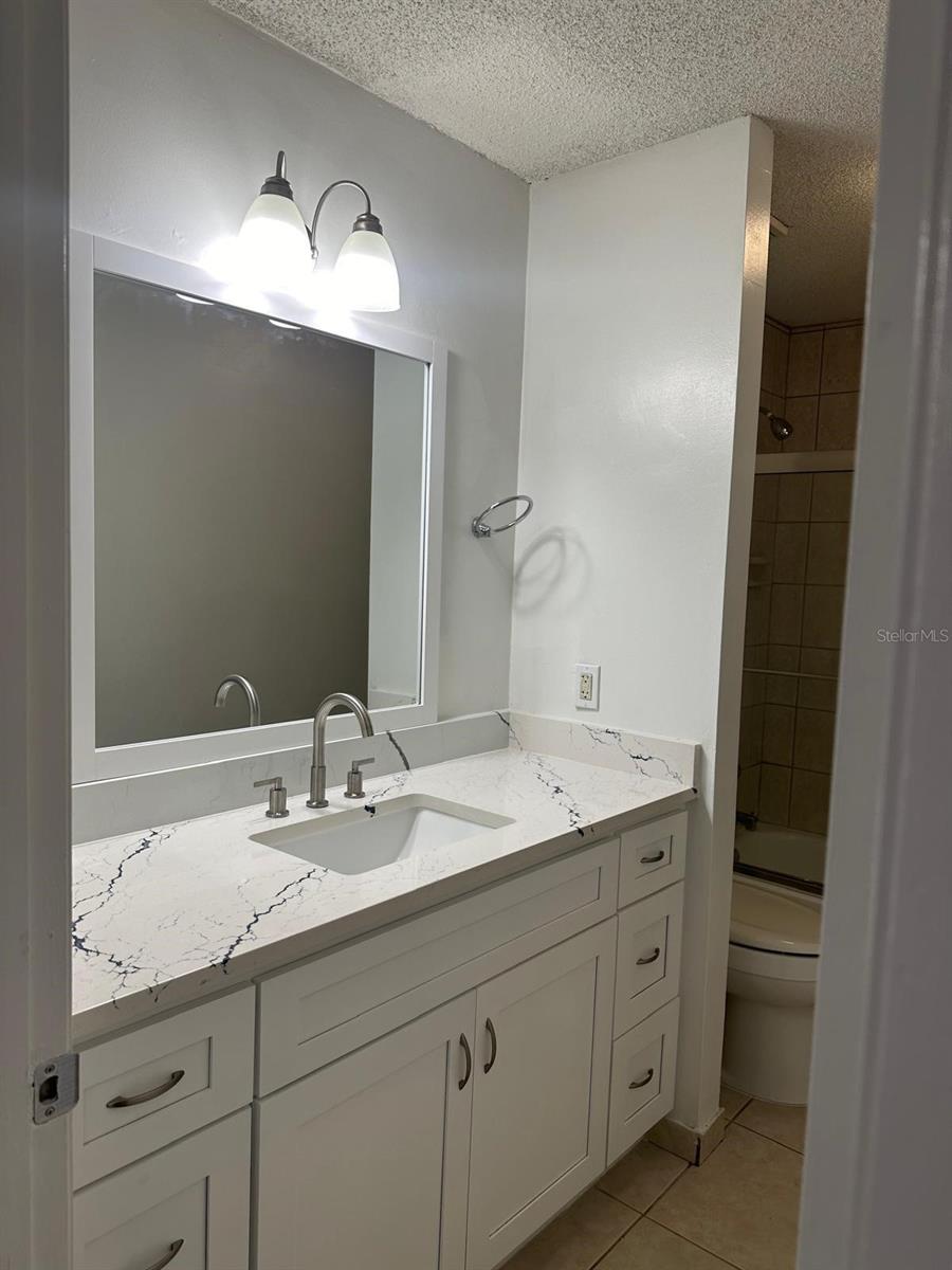 Image 12 of 13 For 548 Orange 23