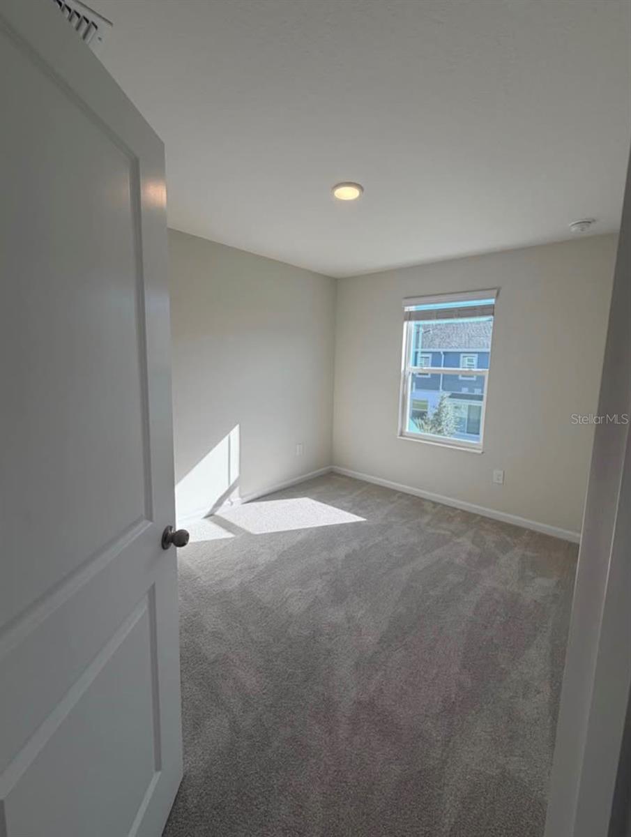 Image 17 of 37 For 5115 Prairie Preserve Run