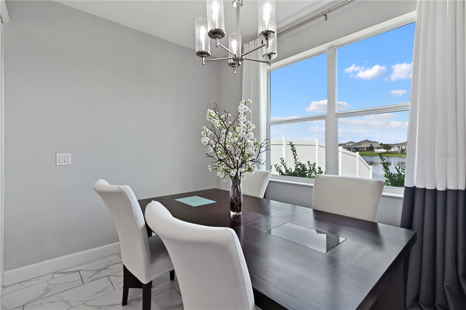 Image 12 of 30 For 2180 Rush Bay Way