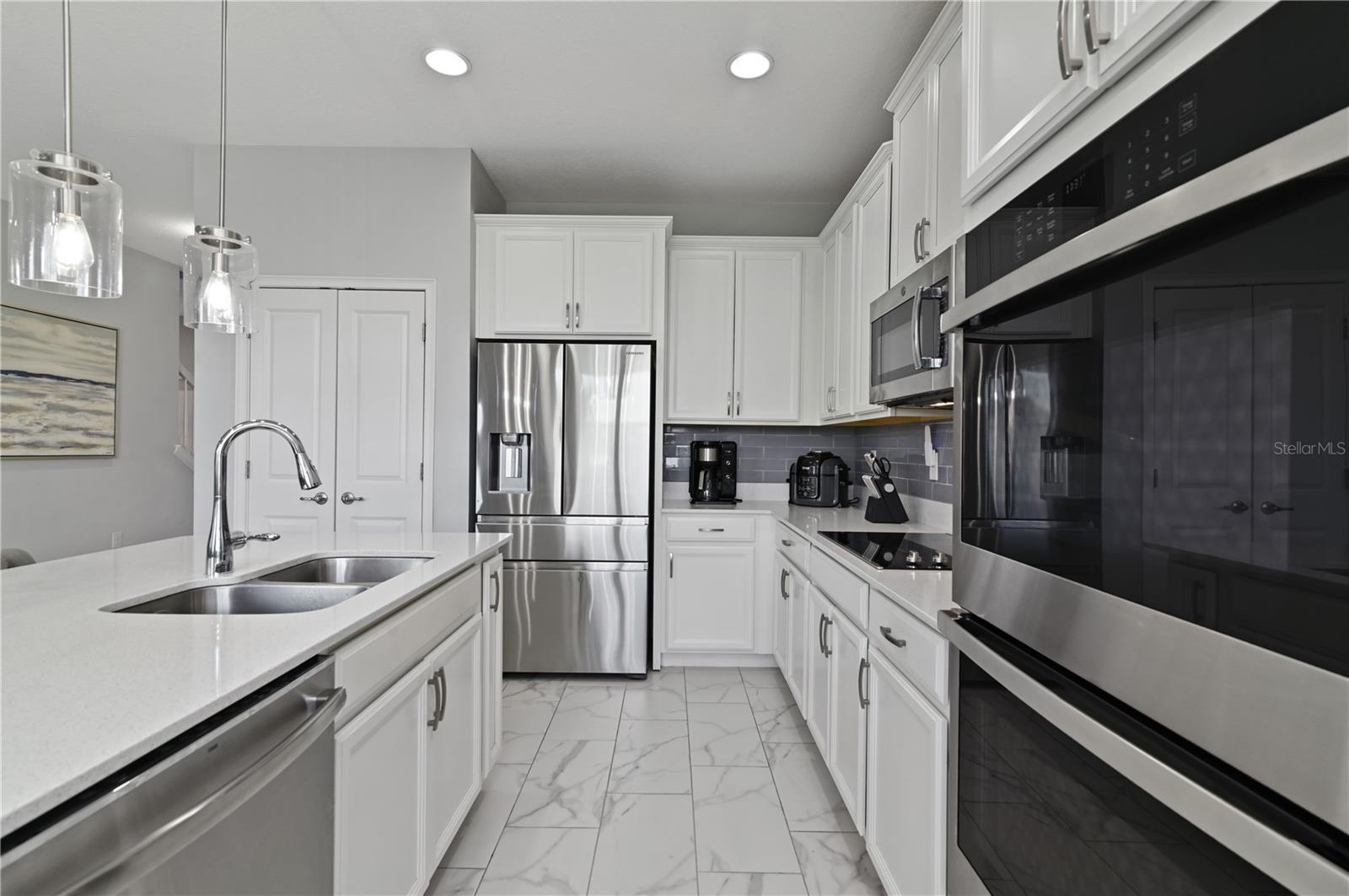 Image 9 of 30 For 2180 Rush Bay Way