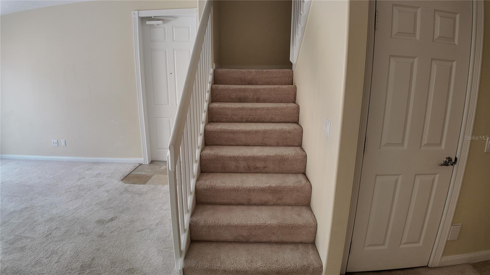 Image 19 of 45 For 8561 Insular Lane