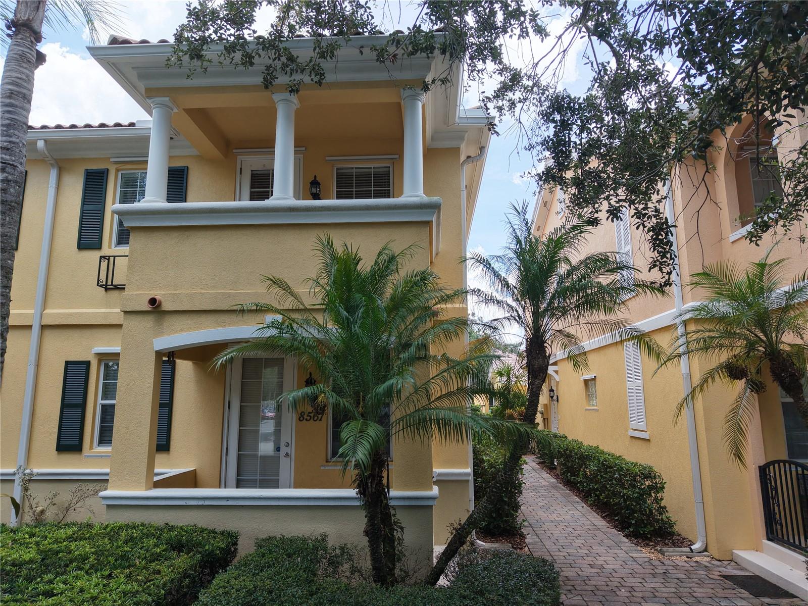 Image 3 of 45 For 8561 Insular Lane