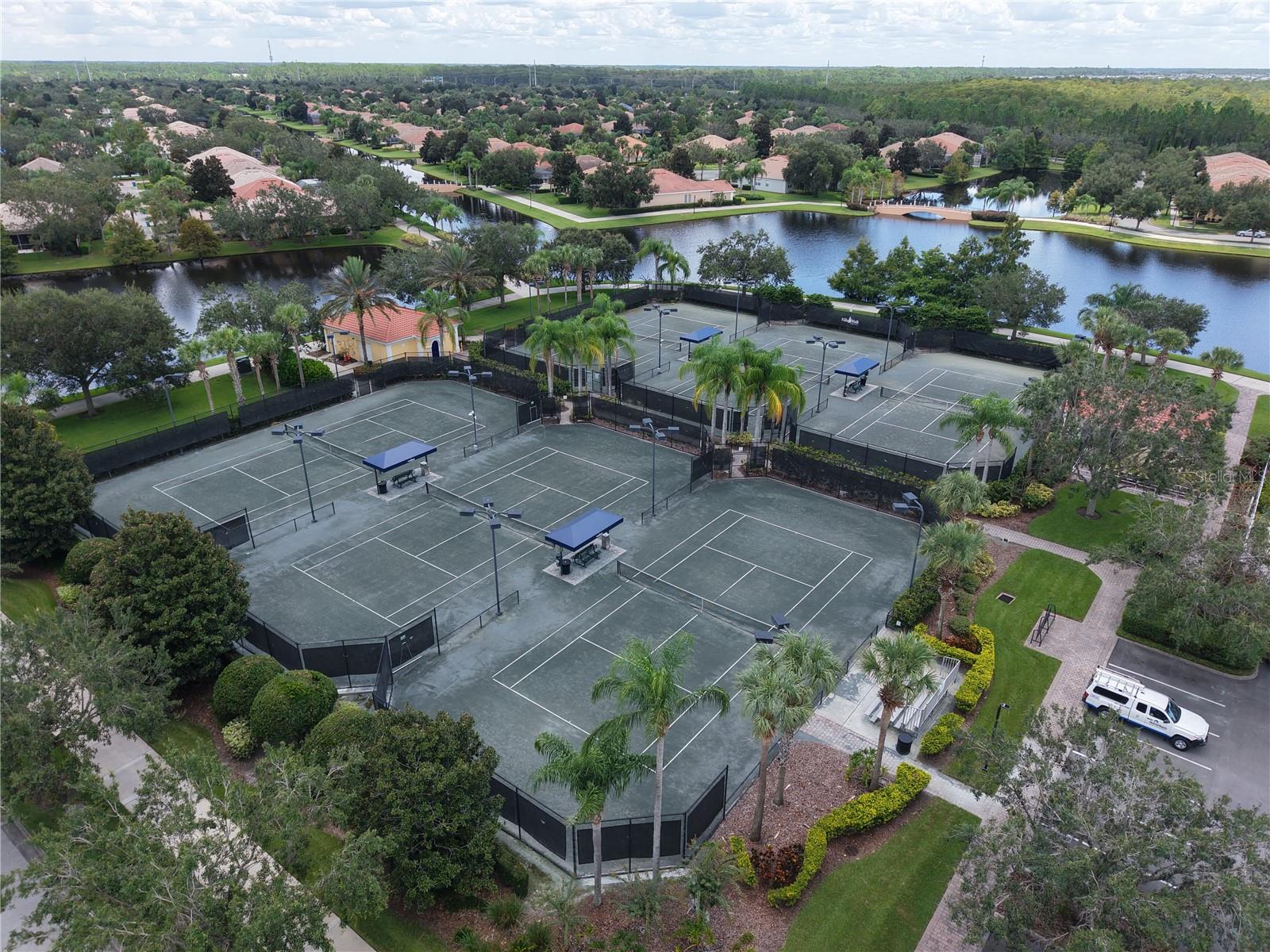 Image 40 of 45 For 8561 Insular Lane