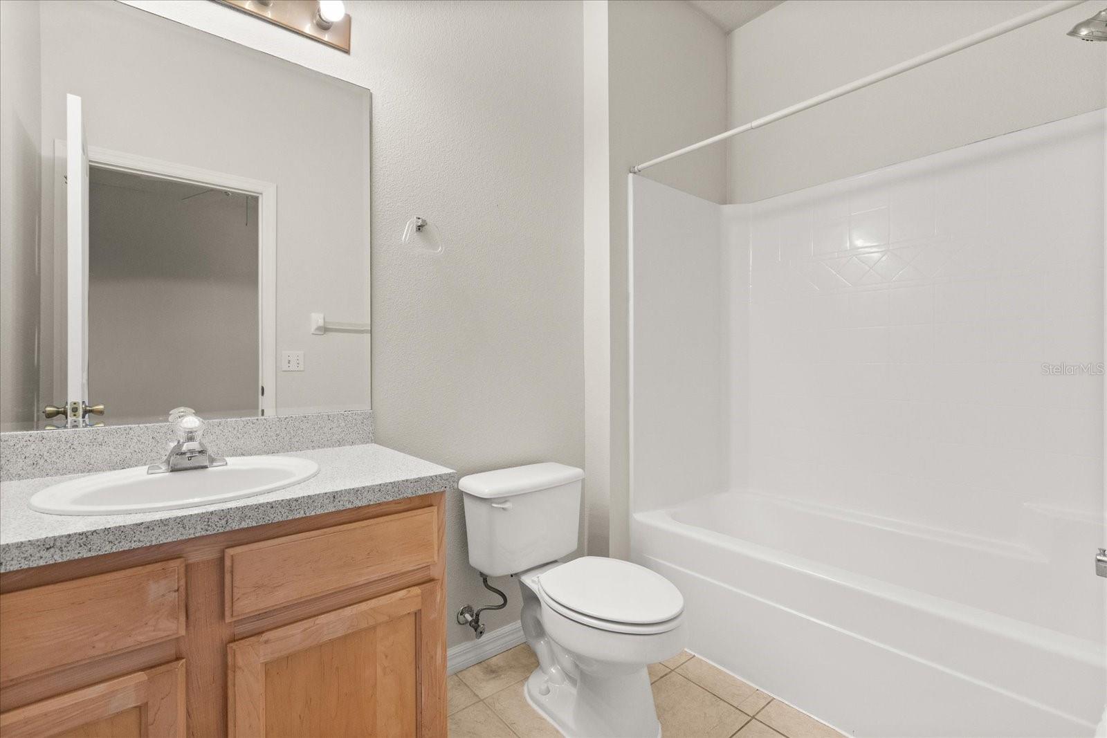 Image 17 of 25 For 214 Monroe Circle