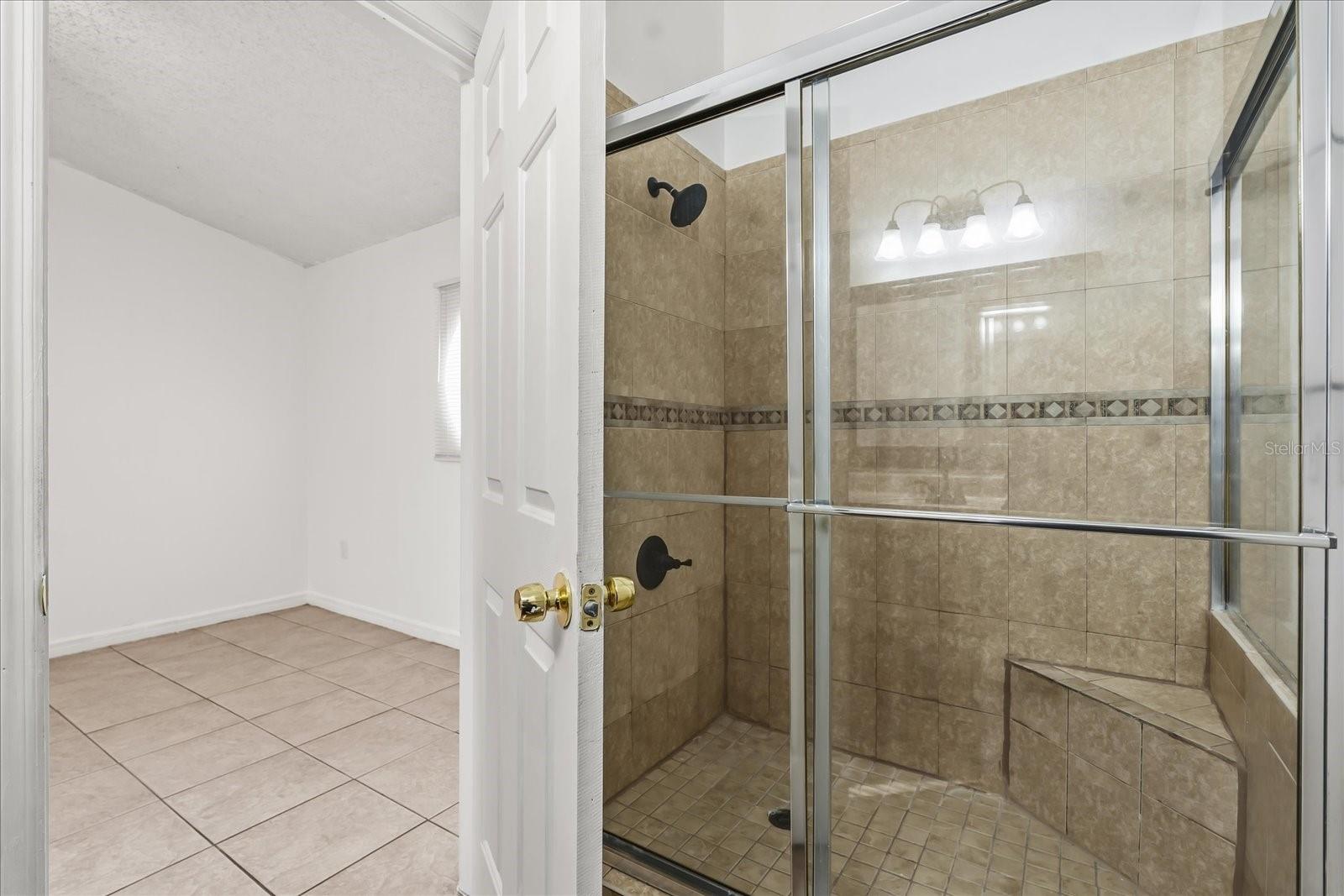 Image 16 of 23 For 1621 Emily Court