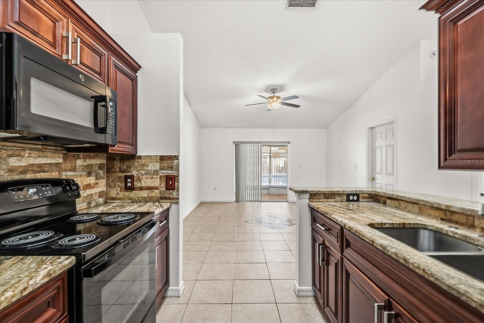 Image 4 of 23 For 1621 Emily Court